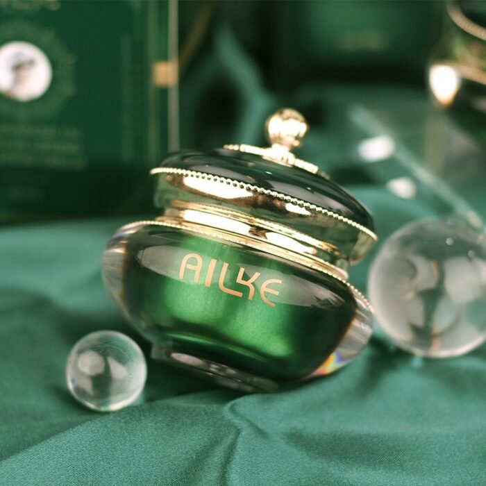 Ailke Advanced Retinol Lifting Whitening Cream Ailke Advanced Retinol Lifting Whitening Cream