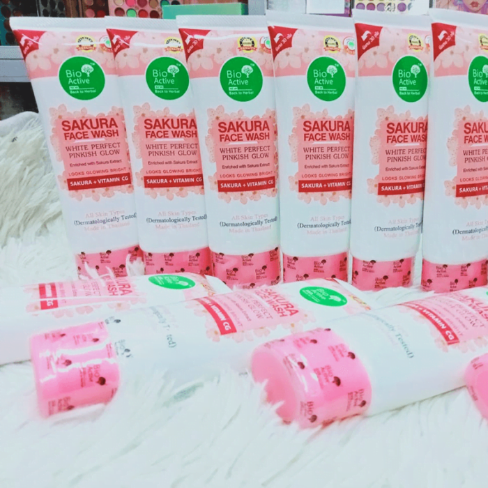 Bio Active Sakura Face Wash