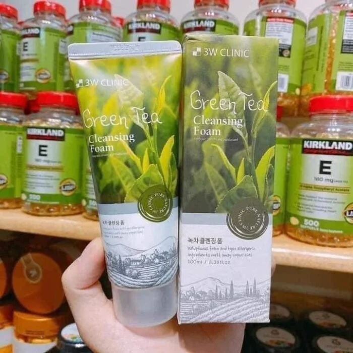 3W Clinic Green Tea Cleansing Foam