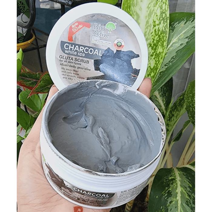 Bio Active Gluta Scrub Charcoal Bio Active Gluta Scrub Charcoal