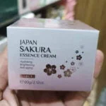 Laikou Japan Sakura Essence Cream