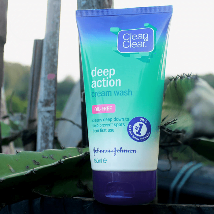 Clean & Clear Deep Action Cream Wash Clean & Clear Deep Action Cream Wash