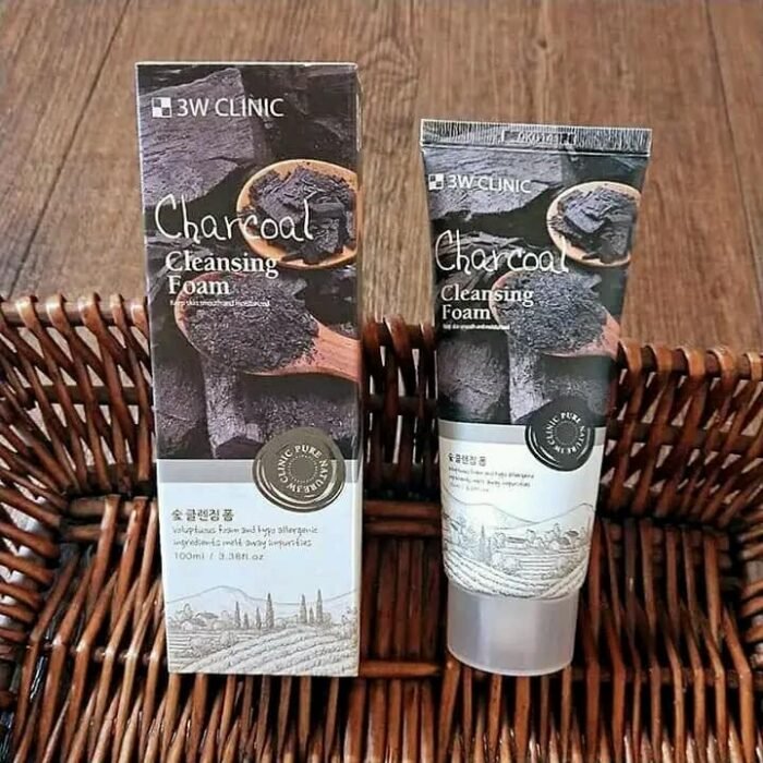3w Clinic Charcoal Cleansing Foam