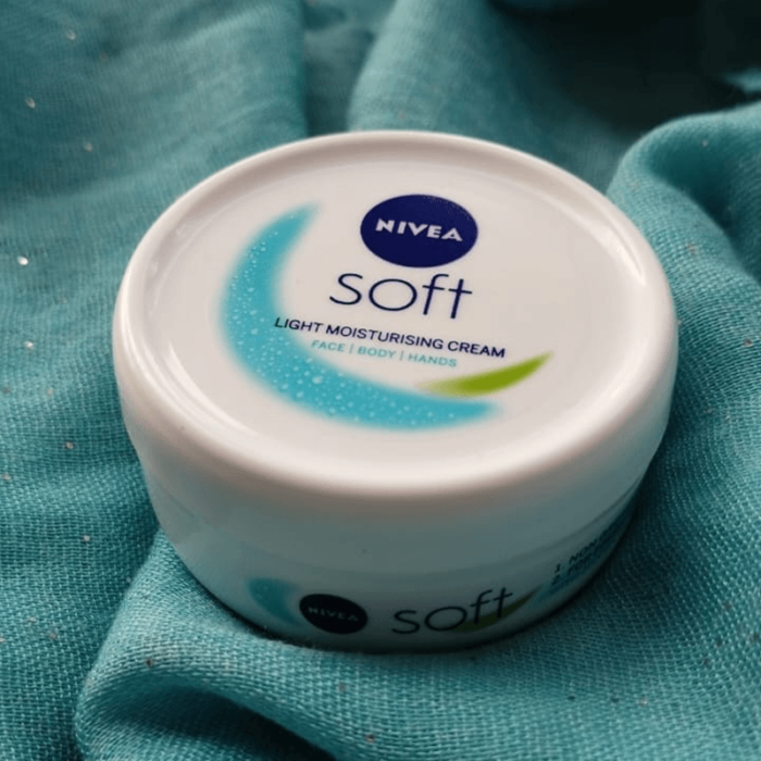 Nivea Soft Light Moisturising Cream
