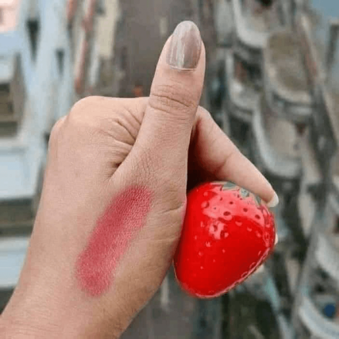 Strawberry Lip Blam Strawberry Lip Blam