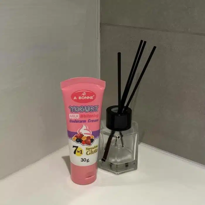 A BONNE YOGURT MILK Whitening Underarm Cream