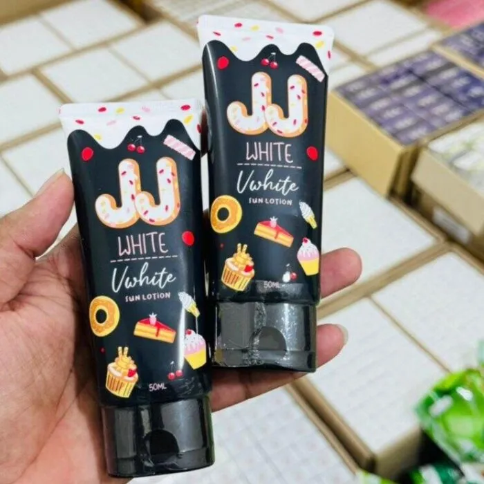 JJ White White Sun Lotion SPF 50 PA+++