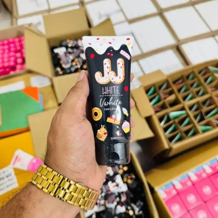 JJ White White Sun Lotion SPF 50 PA+++